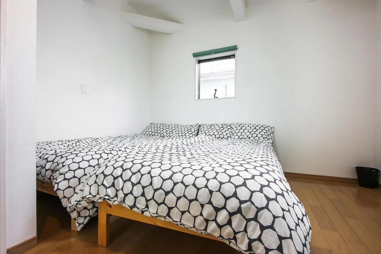 Apartment 梅開軒・目黒川第一 Japan